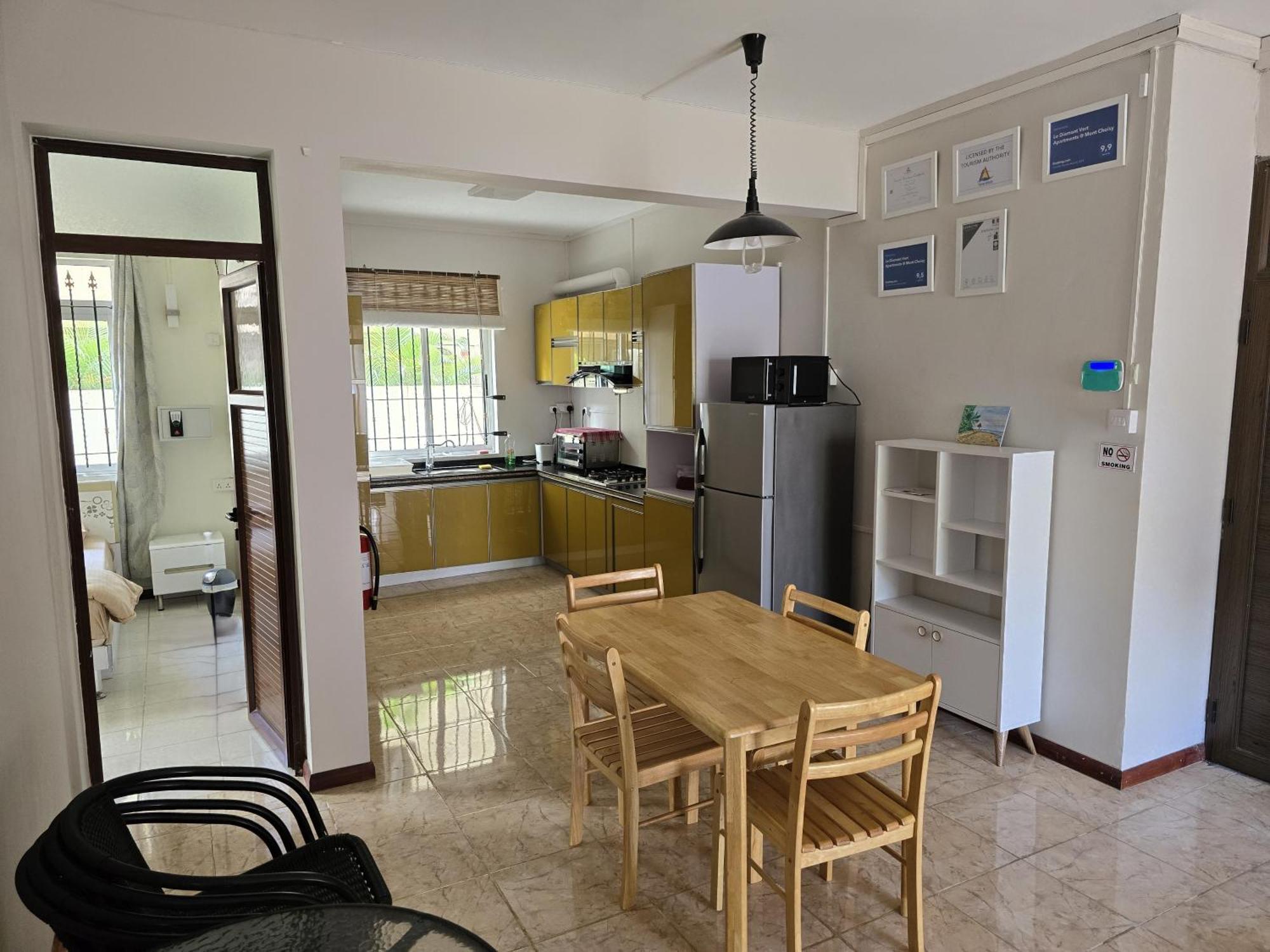 Le Diamant Vert Apartments @ Mont Choisy Exterior photo